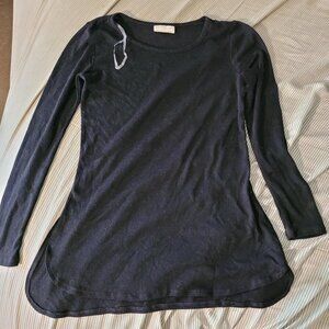 Bobbie Brooks soft black long sleeve sweater